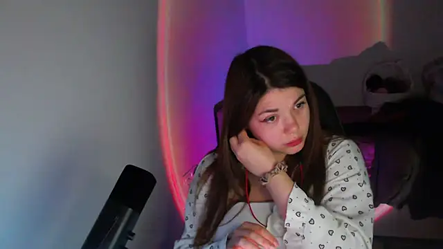 helengilmor online show from 11, 2, 2026