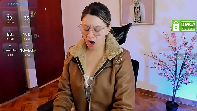 Chanelll Taylorr  online show from 16, 1, 2025