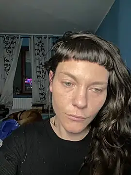 OniricFemme online show from 1, 2, 2026