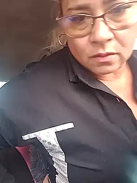 Snapshot of natally_ross21 chatting on 4, 12, 2024 natally ross21 online show from 4, 12, 2024