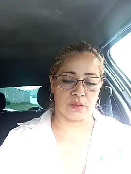 Snapshot of natally_ross21 chatting on 5, 12, 2024 natally ross21 online show from 5, 12, 2024