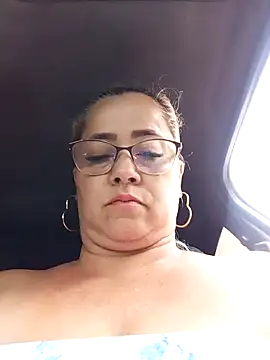 Snapshot of natally_ross21 chatting on 15, 12, 2024 natally ross21 online show from 15, 12, 2024