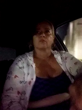 Snapshot of natally_ross21 chatting on 24, 12, 2024 natally ross21 online show from 24, 12, 2024