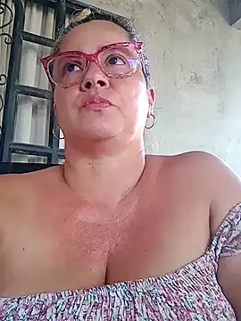 Snapshot of natally_ross21 chatting on 10, 2, 2025 natally ross21 online show from 10, 2, 2025