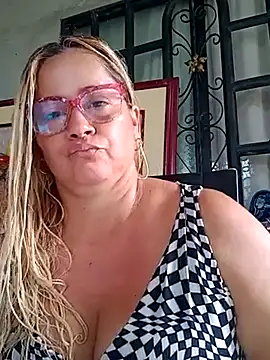 Snapshot of natally_ross21 chatting on 13, 2, 2025 natally ross21 online show from 13, 2, 2025