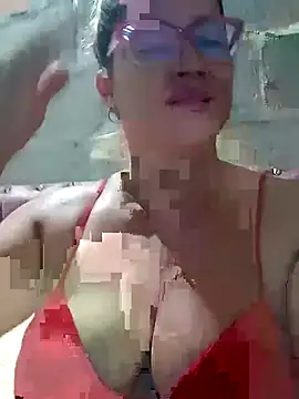 Snapshot of natally_ross21 chatting on 1, 3, 2025 natally ross21 online show from 1, 3, 2025