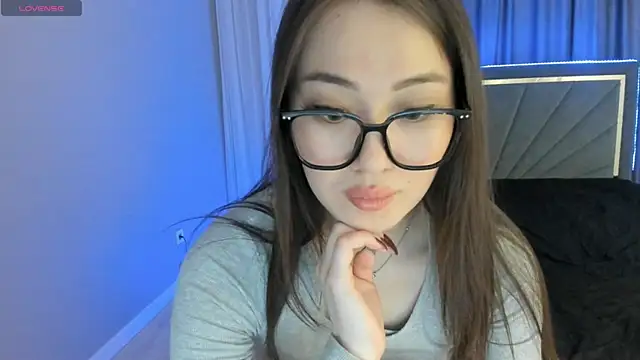 Snapshot of melissa_yamazaki chatting on 6, 3, 2025 melissa yamazaki online show from 6, 3, 2025