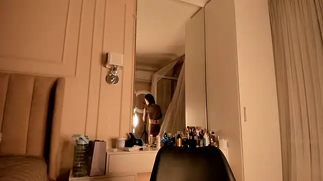 Snapshot of melissa_yamazaki chatting on 31, 10, 2025 melissa yamazaki online show from 31, 10, 2025