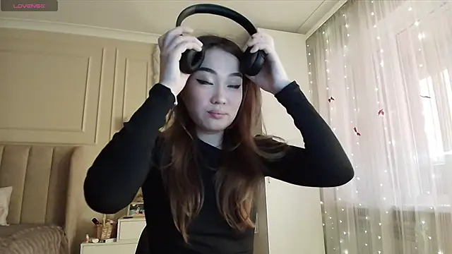 Snapshot of melissa_yamazaki chatting on 17, 4, 2026 melissa yamazaki online show from 17, 4, 2026