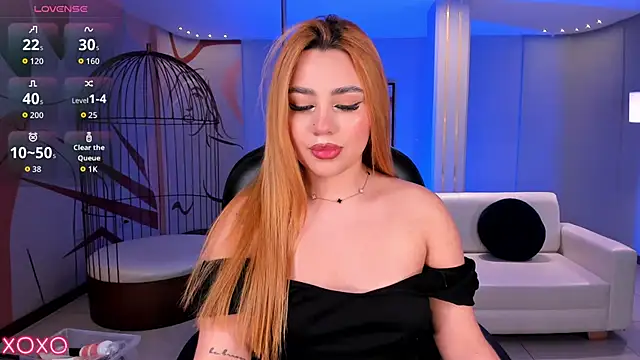 SamanthaKlein  online show from 30, 9, 2025