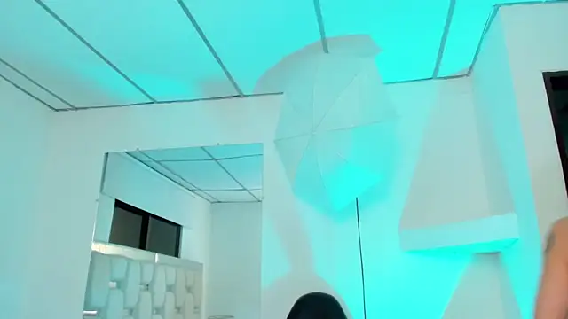 Naomi-Haruno online show from 21, 1, 2025