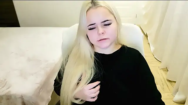 lovely-eyes online show from 28, 12, 2024