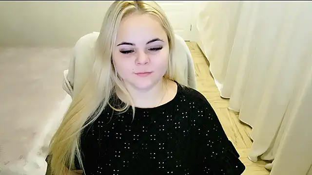 lovely-eyes online show from 29, 1, 2025