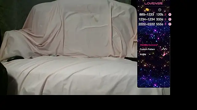 Snapshot of CreamySweet chatting on 23, 4, 2026 CreamySweet online show from 23, 4, 2026