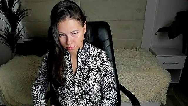 Snapshot of Dana__dom chatting on 2, 10, 2025 Dana  dom online show from 2, 10, 2025