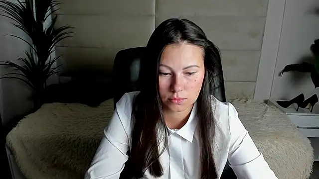 Snapshot of Dana__dom chatting on 6, 10, 2025 Dana  dom online show from 6, 10, 2025