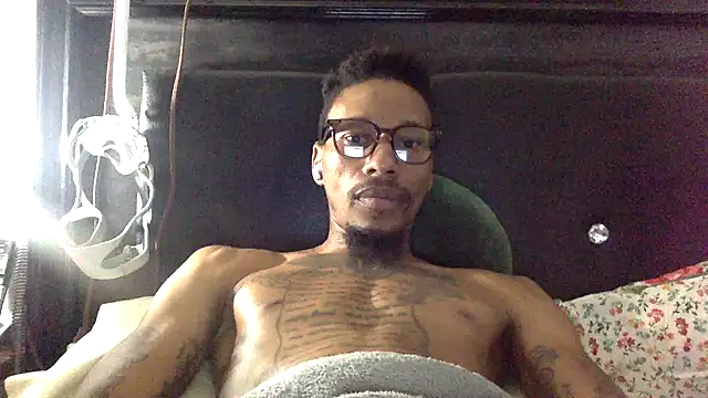 Snapshot of KingDerRico chatting on 12, 9, 2025 KingDerRico online show from 12, 9, 2025