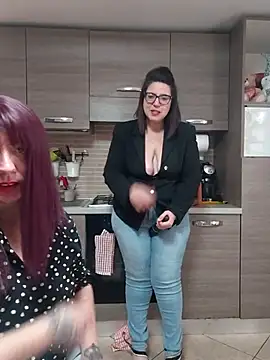 carolyne2023 online show from 3, 4, 2026