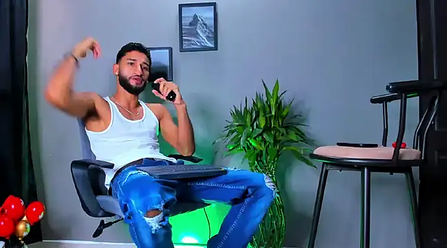 Snapshot of Damian_022 chatting on 13, 3, 2025 Damian 022 online show from 13, 3, 2025