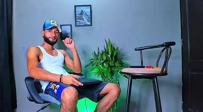 Snapshot of Damian_022 chatting on 21, 3, 2025 Damian 022 online show from 21, 3, 2025