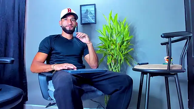 Snapshot of Damian_022 chatting on 24, 9, 2025 Damian 022 online show from 24, 9, 2025