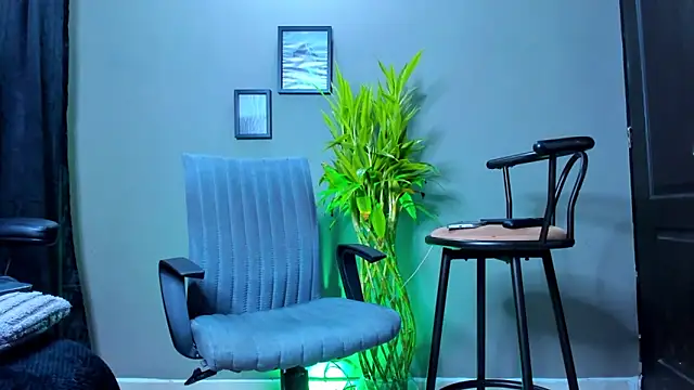 Snapshot of Damian_022 chatting on 6, 11, 2025 Damian 022 online show from 6, 11, 2025