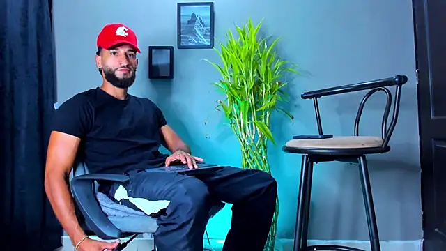 Snapshot of Damian_022 chatting on 25, 3, 2026 Damian 022 online show from 25, 3, 2026