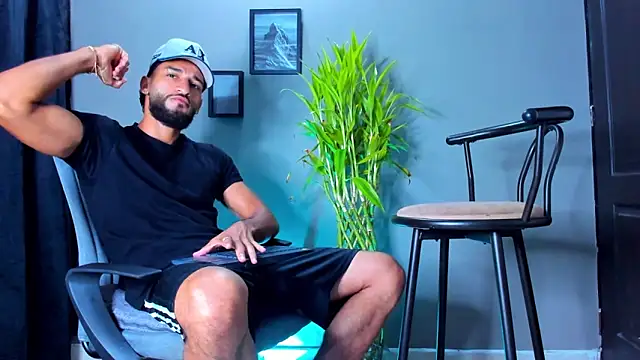 Snapshot of Damian_022 chatting on 29, 3, 2026 Damian 022 online show from 29, 3, 2026