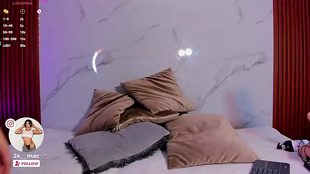 amelie leigh online show from 31, 12, 2024