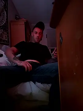 Snapshot of thatdude9_9_9 chatting on 11, 10, 2025 thatdude9 9 9 online show from 11, 10, 2025