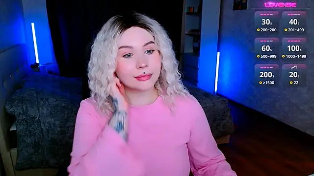 Snapshot of Blueberry-baby chatting on 26, 11, 2025 Blueberry-baby online show from 26, 11, 2025