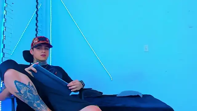 HOT boy2025 online show from 9, 10, 2025