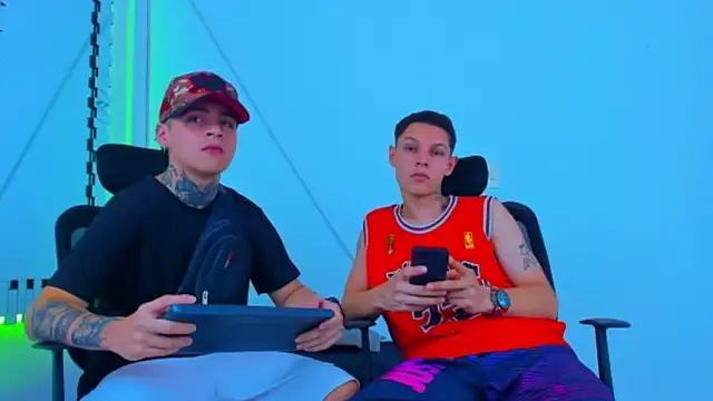 HOT boy2025 online show from 3, 11, 2025