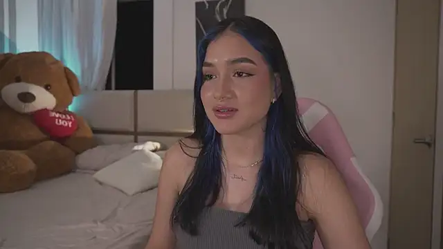 AnnyHizzle online show from 3, 5, 2026