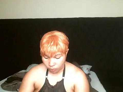 R-thequeen online show from 3, 10, 2025