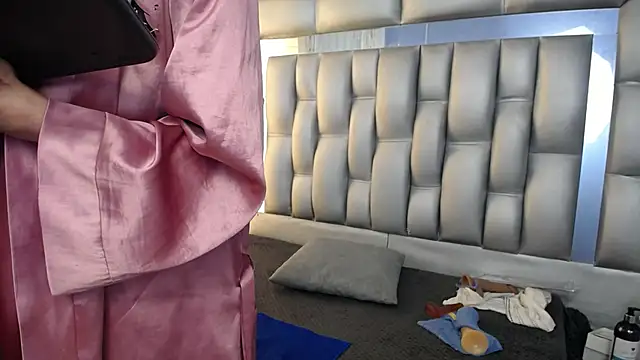 sophia ny online show from 5, 3, 2025