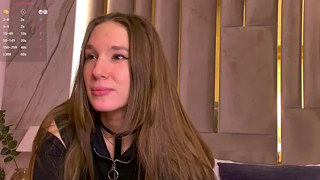 LeslieMines online show from 2, 3, 2025