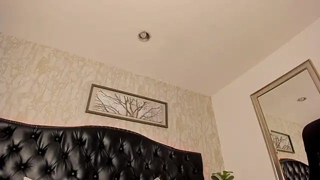 Snapshot of ChloeConnorr chatting on 23, 2, 2025 ChloeConnorr online show from 23, 2, 2025