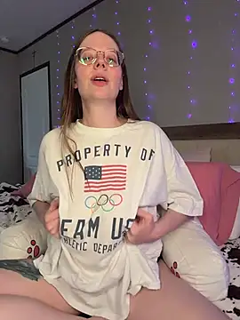 Sweetdee222x online show from 6, 2, 2026