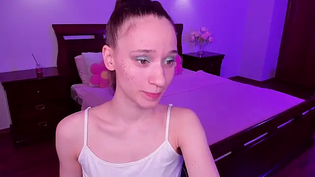 Snapshot of StaceySunny chatting on 12, 4, 2026 StaceySunny online show from 12, 4, 2026