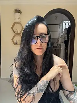 Snapshot of AndreaValencia chatting on 29, 6, 2026 AndreaValencia online show from 29, 6, 2026
