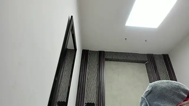 selene red  online show from 11, 3, 2026