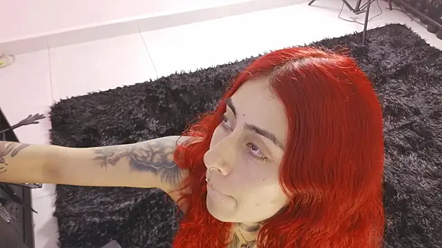 selene red  online show from 6, 7, 2026
