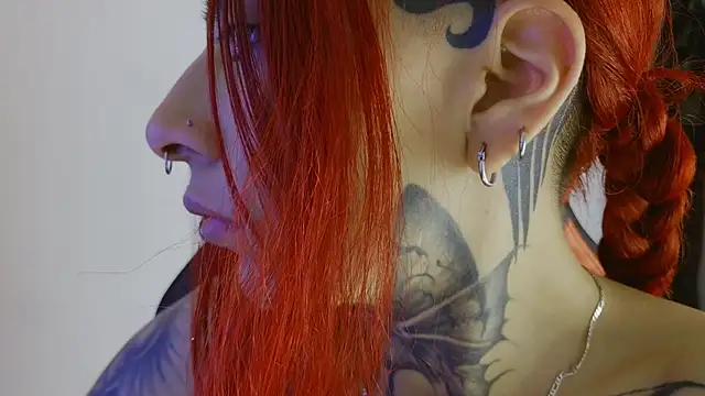 selene red  online show from 8, 7, 2026