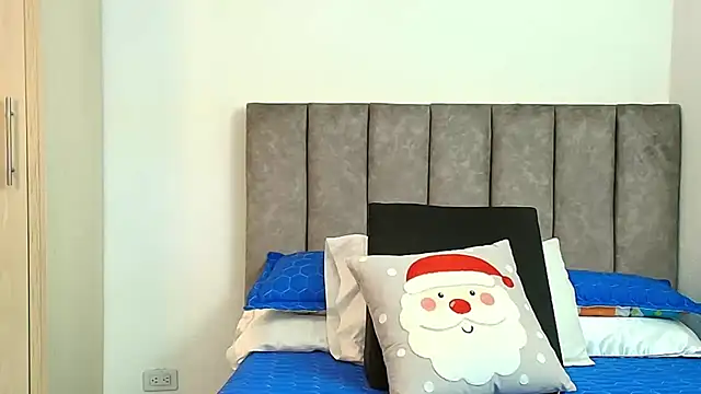 karina lewis  online show from 15, 12, 2025