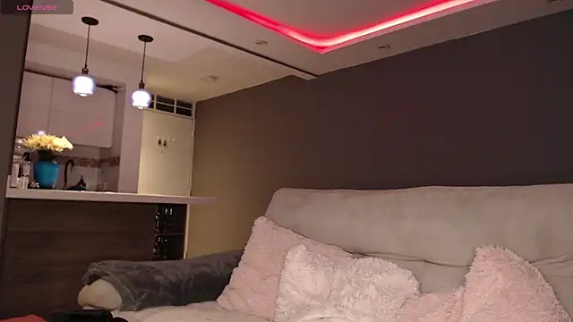 Snapshot of Roussmariehenao chatting on 16, 3, 2025 Roussmariehenao online show from 16, 3, 2025