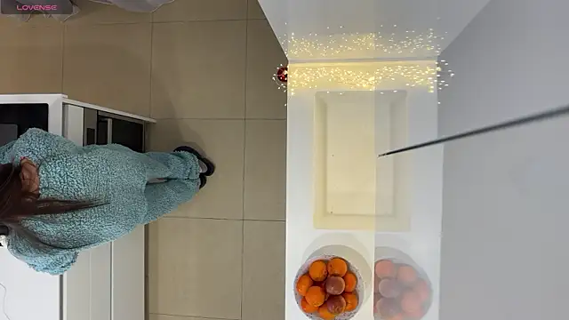 Snapshot of Mika_Miller chatting on 20, 12, 2024 Mika Miller online show from 20, 12, 2024