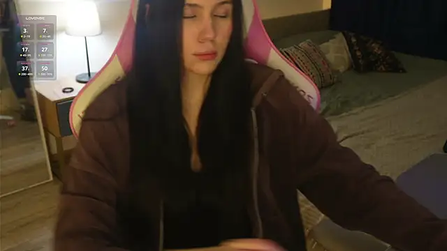 jennetdoll online show from 19, 2, 2025