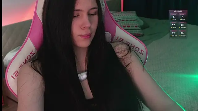 jennetdoll online show from 22, 2, 2025