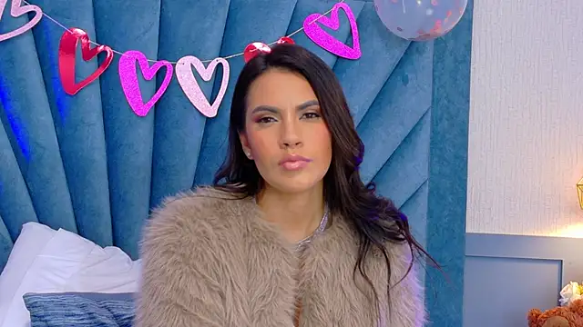 Camille Torres online show from 17, 2, 2025